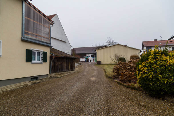 Thumbnail: JA 15700 Faschingswagen Landjugnend 01_03_2025.jpg